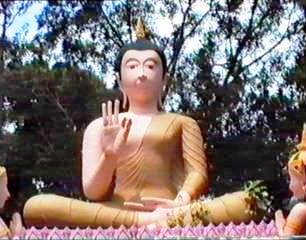 Es gibt fnf verschiedene Handstellungen,bei den Buddha-Statuen.
